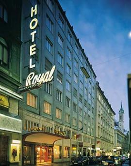 מלון  Royal Hotel
