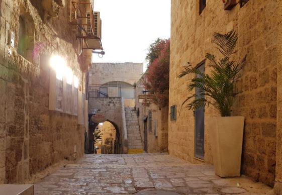 דמויות יפואיות, סיור עצמאי ביפו